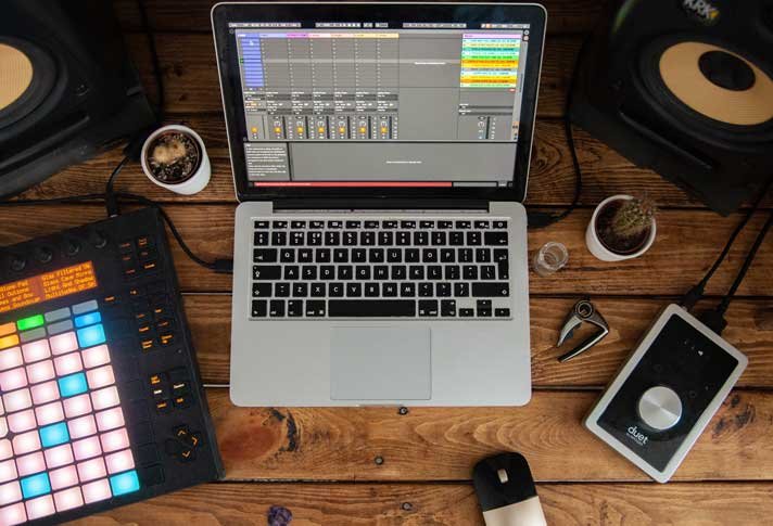 como conectar a guitarra no PC